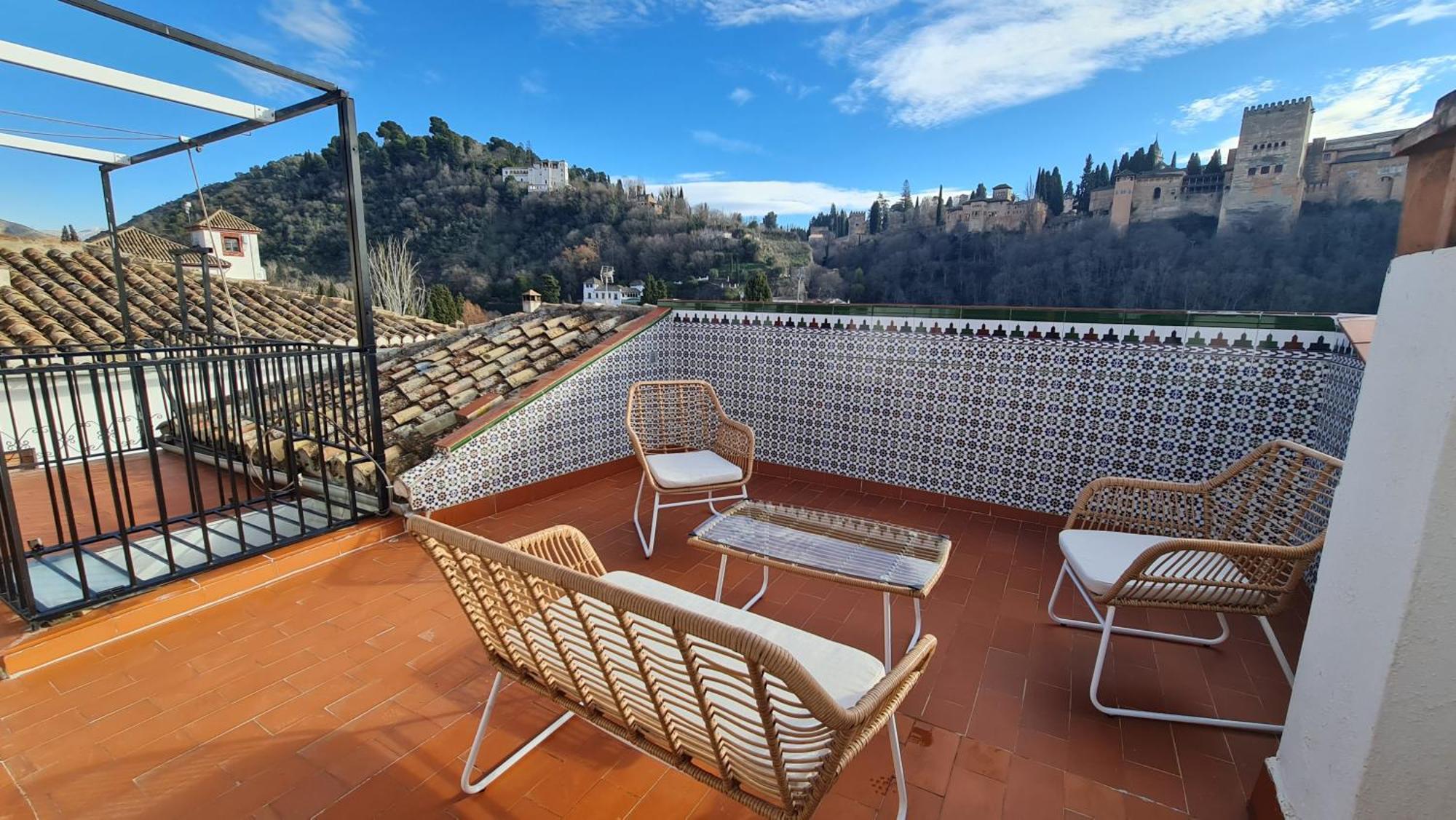 Zenit Mediterranean Suites By Florentia Homes Гранада Экстерьер фото